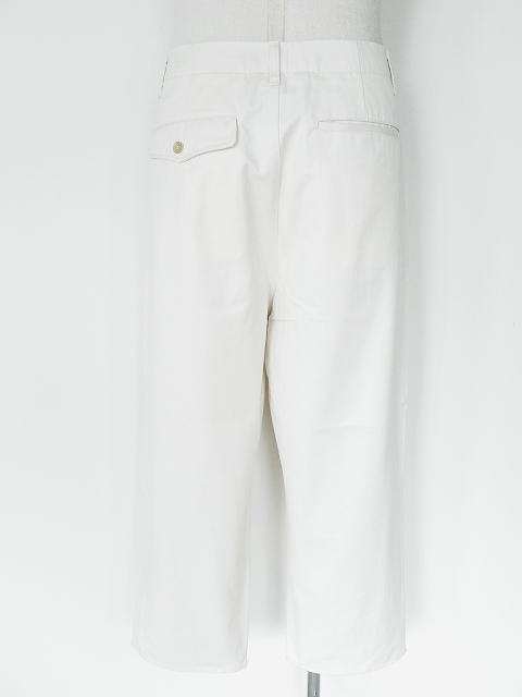 【美品】STILL BY HAND スティルバイハンド パンツ オフホワイト 白 サイズ:46 | 24SS ワンプリーツ ニータック テーパード チノ パンツ (KNEE TUCK PNTS PT01241) | ボトムス ズボン | 日本製【メンズ】【中古】 STIIL BY HAND 【スティル バイ ハンド】正規取り扱い店、通販可能 ON